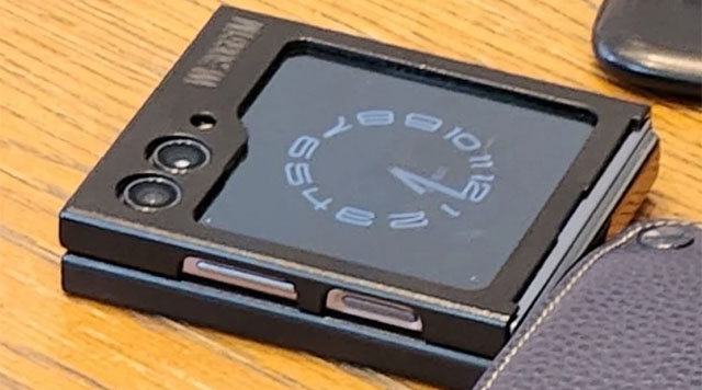 Xuất hiện hình ảnh thực tế Galaxy Z Flip5?