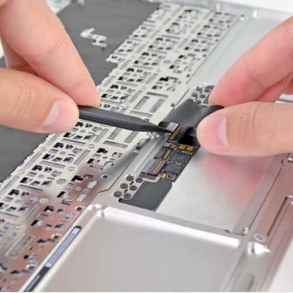 https://ngocnguyen.vn/cdn2/images/ban-phim-macbook-a1370-3grande.jpg